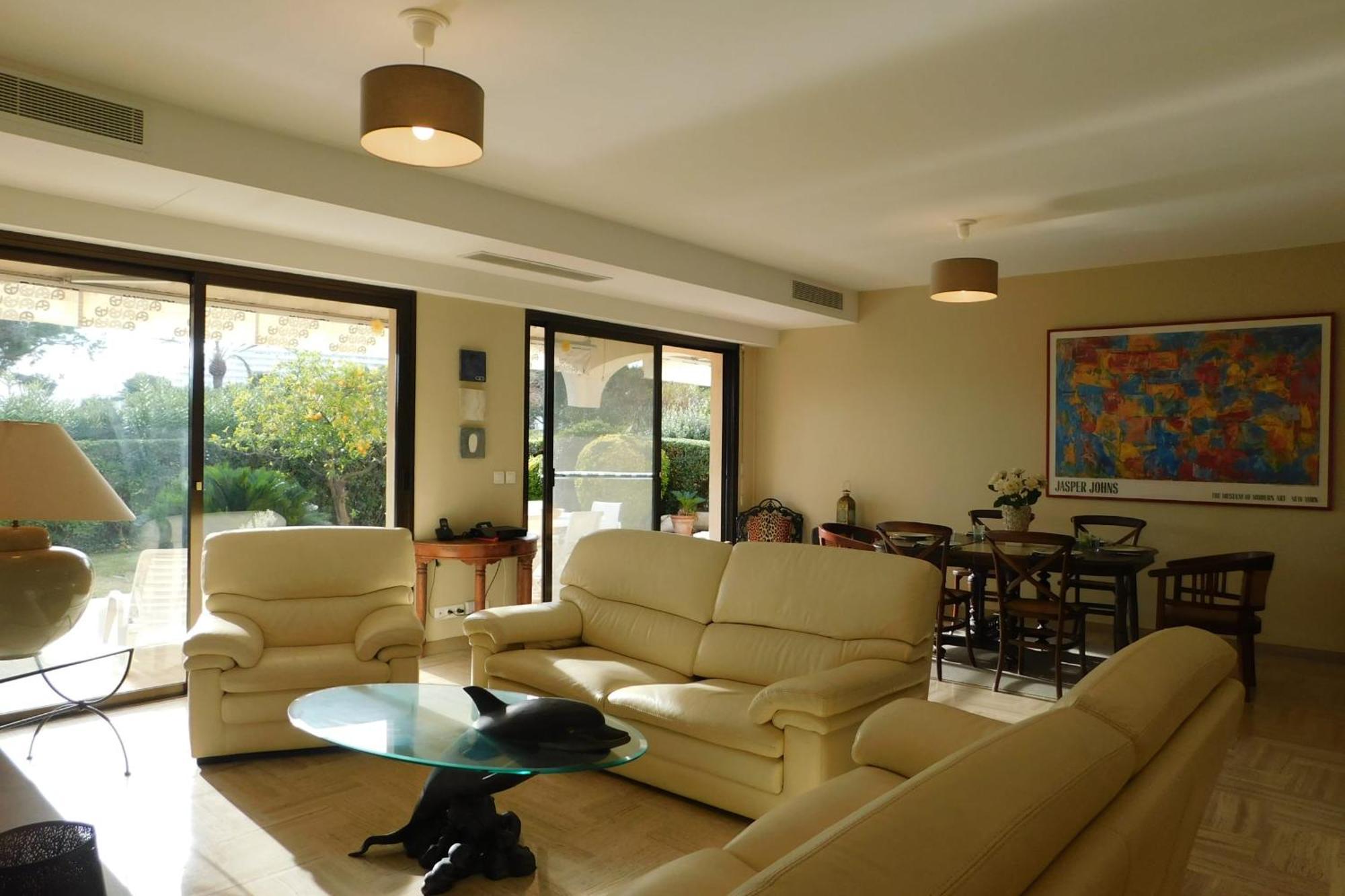 Air-Conditioned 4-Room "Marine Villeneuve" Flat With Pool And Parking Extérieur photo